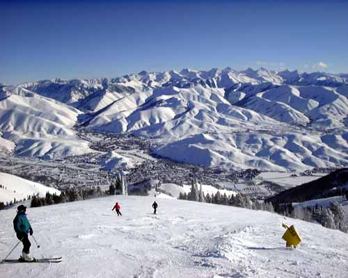 http://www.ski-epic.com/sunvalley_images/sunvalley_townview500x400.jpg