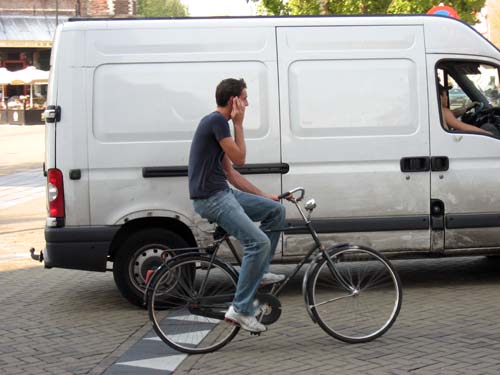 https://www.ski-epic.com/amsterdam_bicycles/ps0s_amsterdam_bicycle_cell.jpg
