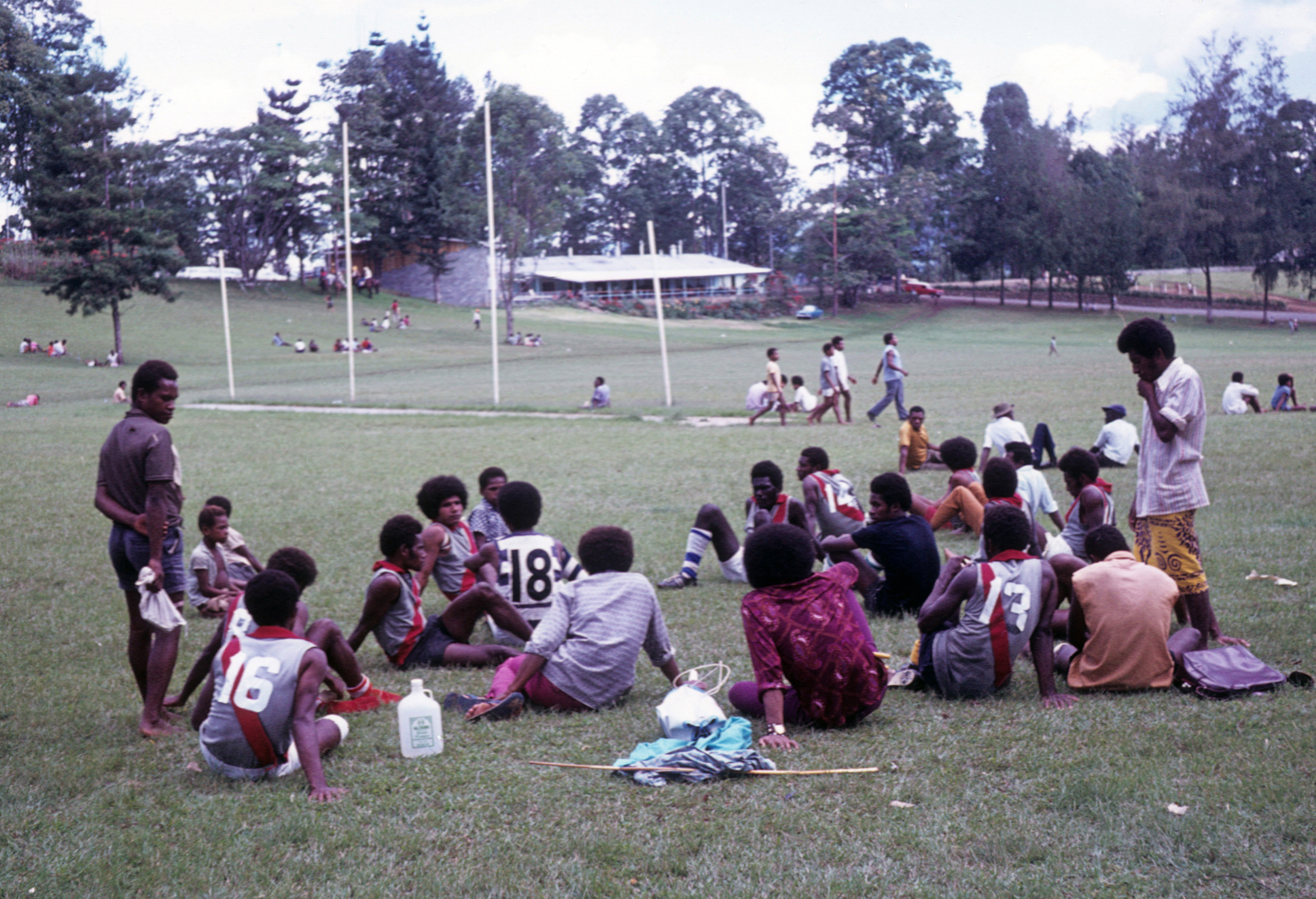 Papua New Guinea Photos 1972 (60 Best Pictures for a Show) Papua New Guinea Photos 1972 (60 Best Pictures for a Show)